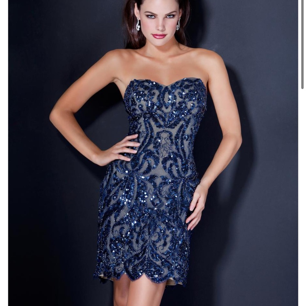 Elegant Strapless Blue Sequin Dress